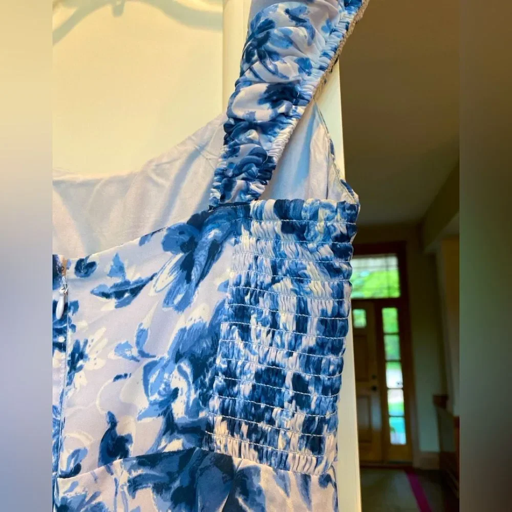 Abercrombie & Fitch Medium Tall Blue and White Floral Maxi Dress Wedding.